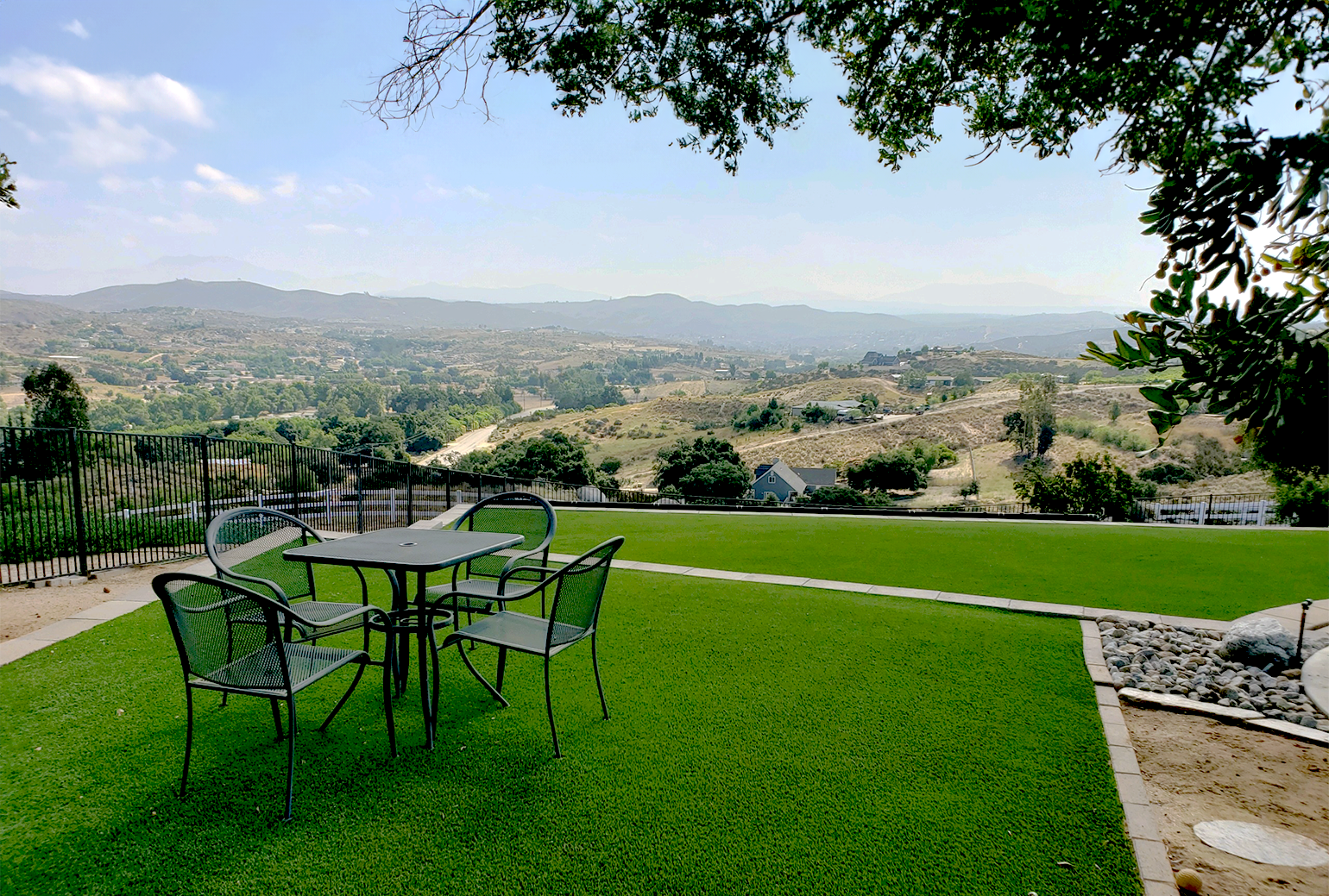 artificial-turf-yard